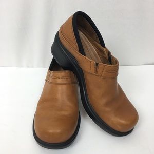 Ariat clogs   Size 5.5